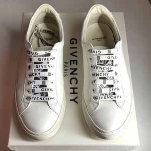 Givenchy Sneakers